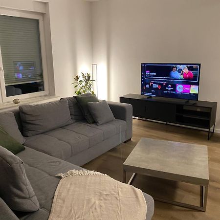 Haus Mit Garten - Kingbett - Wifi - Parkplatz Ессен Екстер'єр фото